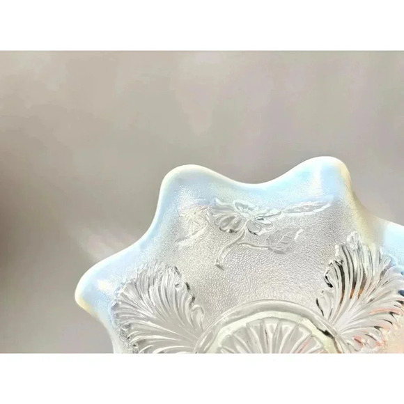 Vintage 1905 EAPG "Blossoms Palms" White Opalescent Glass Floral Bowl - 8" - Picture 7 of 10